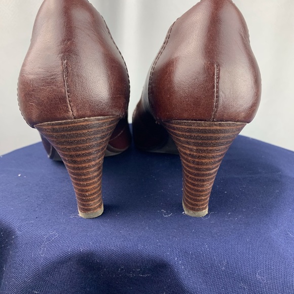 Söfft Odion Mahogany and Snake Print Heels - Picture 3 of 5